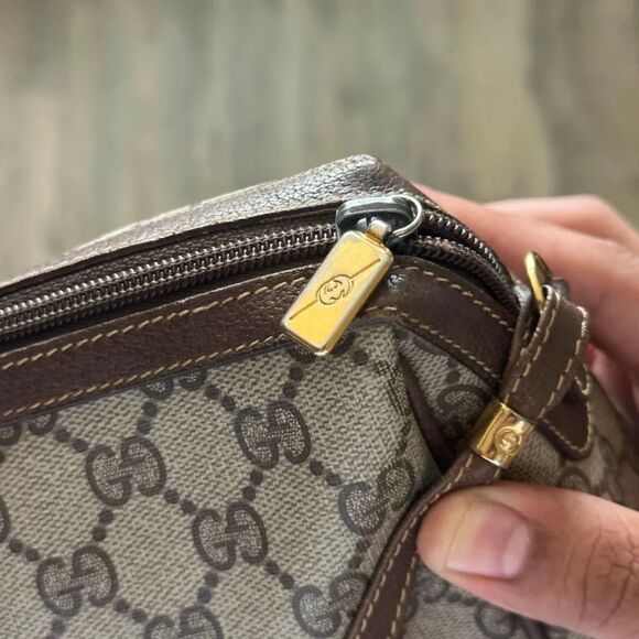 Vintage Gucci GG Monogram Crossbody Bag - Picture 9 of 15